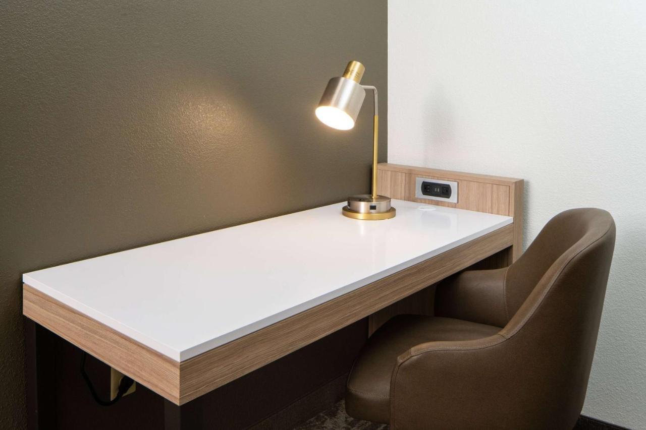 Sonesta Select Seattle Renton Suites Екстериор снимка